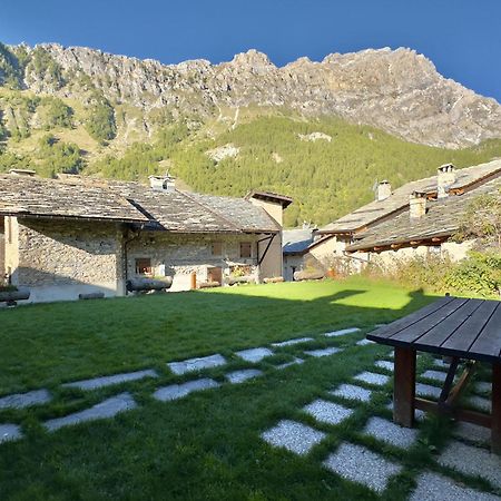 La Mizoun De Marguerito - Appartamento Genziana Chiappera Exteriör bild